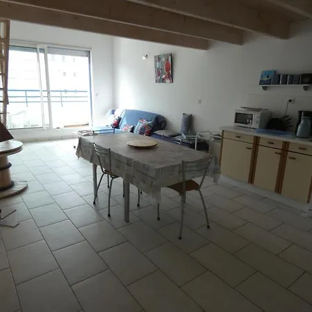 Apartment Ideal Pres De La Pour 5 Personnes, Balcon Spacieux - Fr-1-540-213 *