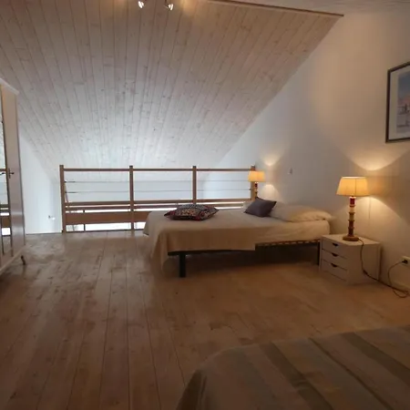 Apartment Ideal Pres De La Pour 5 Personnes, Balcon Spacieux - Fr-1-540-213 *