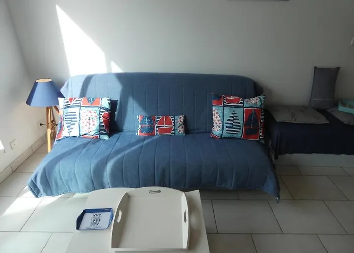 Apartment Ideal Pres De La Pour 5 Personnes, Balcon Spacieux - Fr-1-540-213